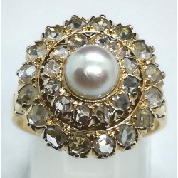 anello oro, perla e diamanti EURO 890