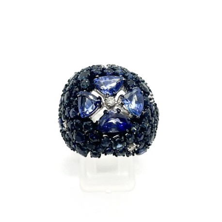 Anello in oro con zaffiri naturali e diamanti EURO 4100