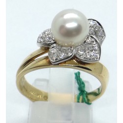 Anello oro, diamanti e perla EURO 1060