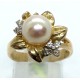 Anello oro, diamanti e perla EURO 600