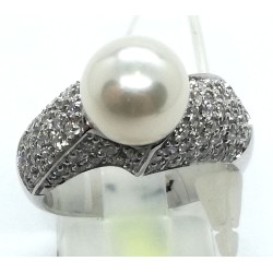 Anello oro, diamanti e perla EURO 2100